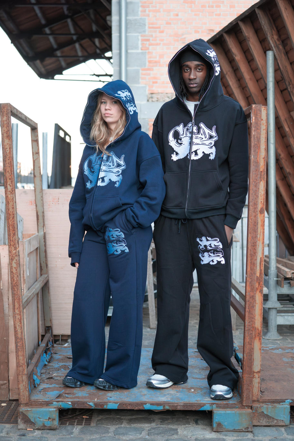 KEEP IT CLEAN "FEARED LION" TRACKSUIT BLUE