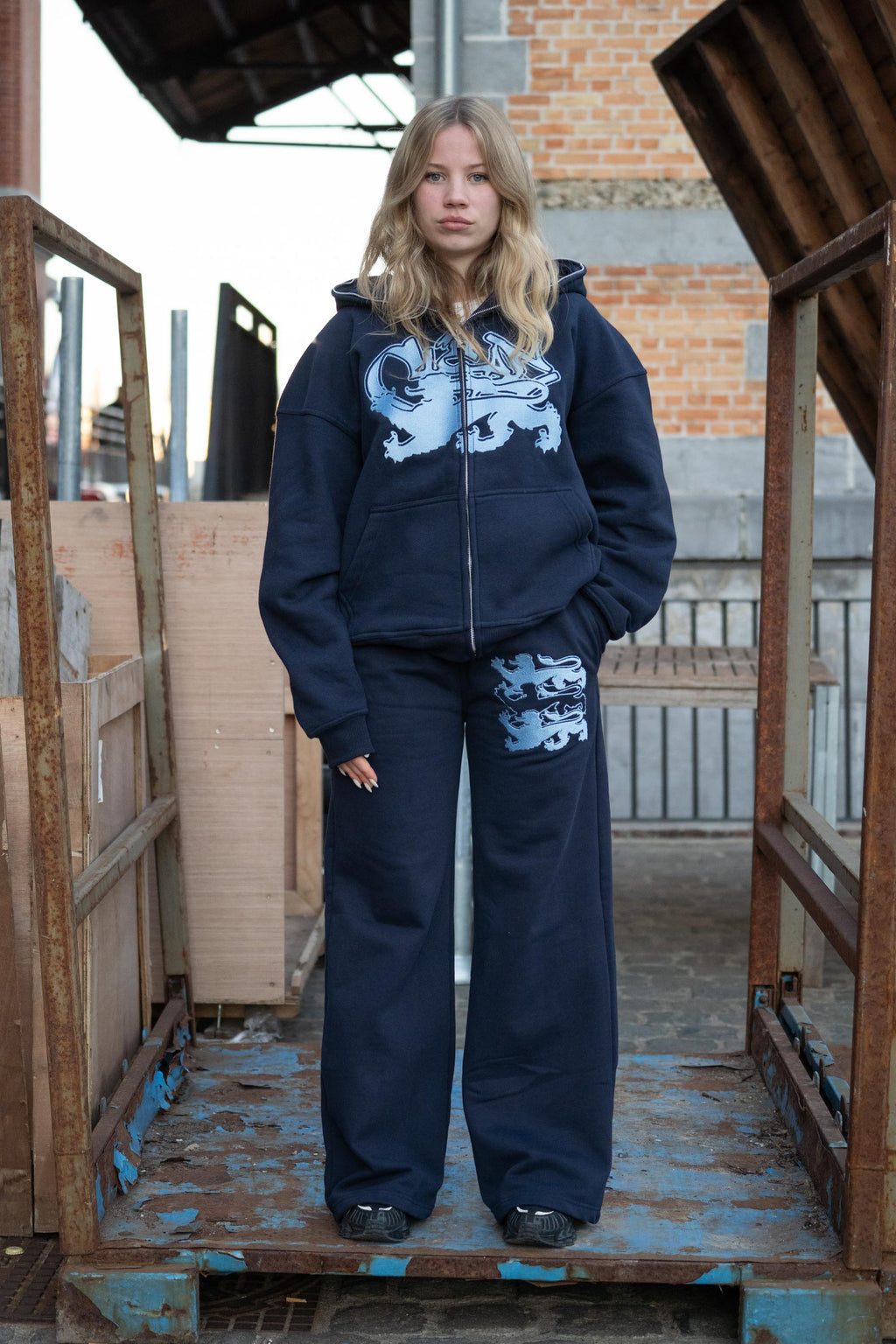 KEEP IT CLEAN "FEARED LION" TRACKSUIT BLUE
