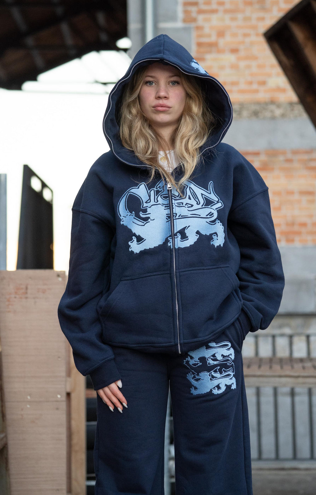 KEEP IT CLEAN "FEARED LION" TRACKSUIT BLUE