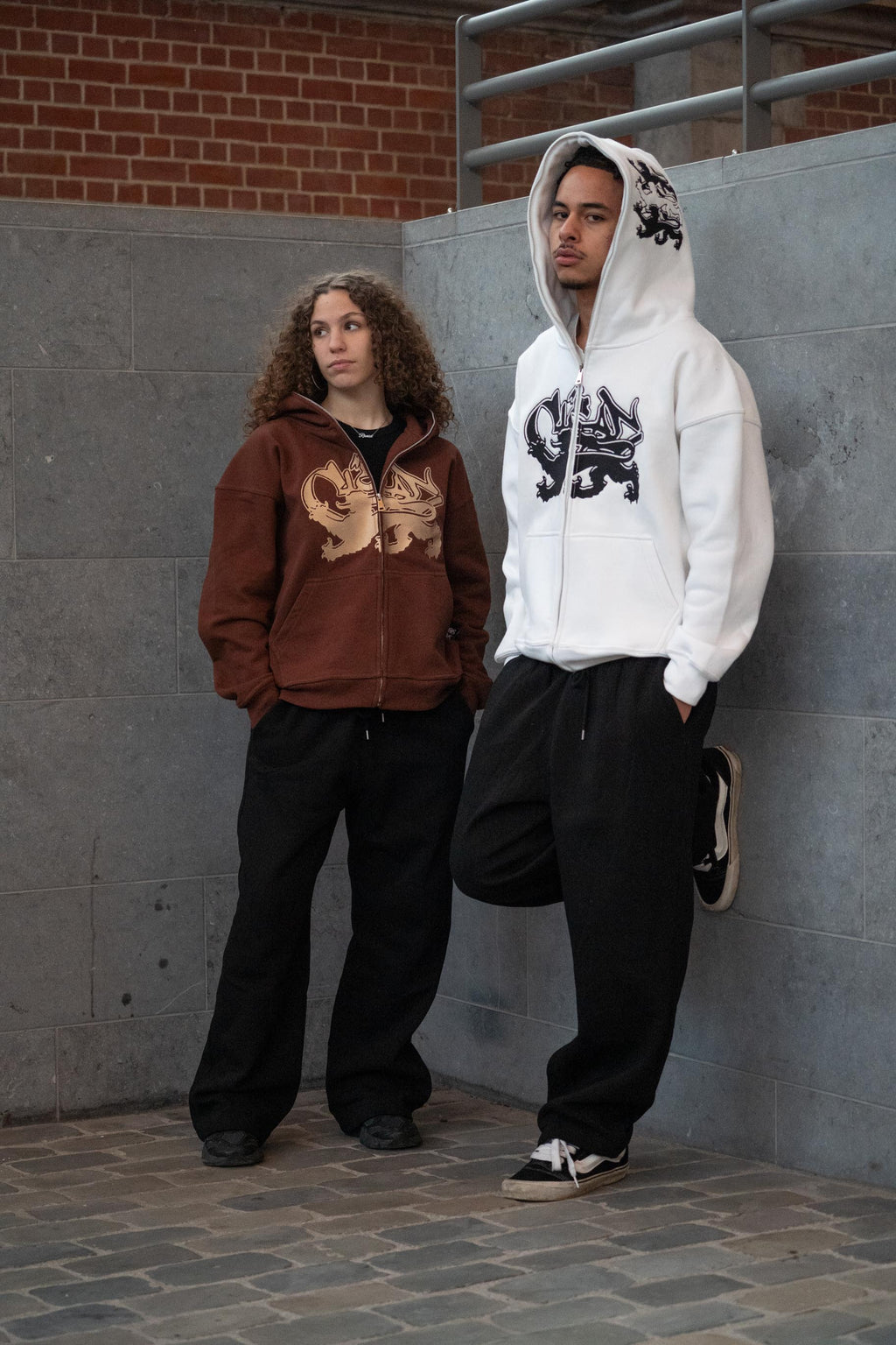 KEEP IT CLEAN "FEARED LION" FULL ZIP UP HOODIE WHITE