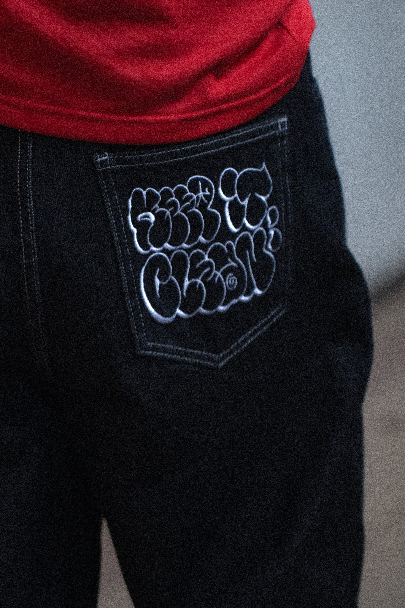 KEEP IT CLEAN - LOOSE SHORT THROW UP - BLACK WASHED