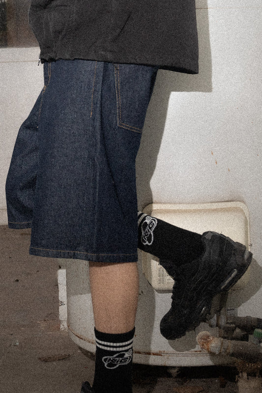 KEEP IT CLEAN - LOOSE SHORT - RAW DENIM