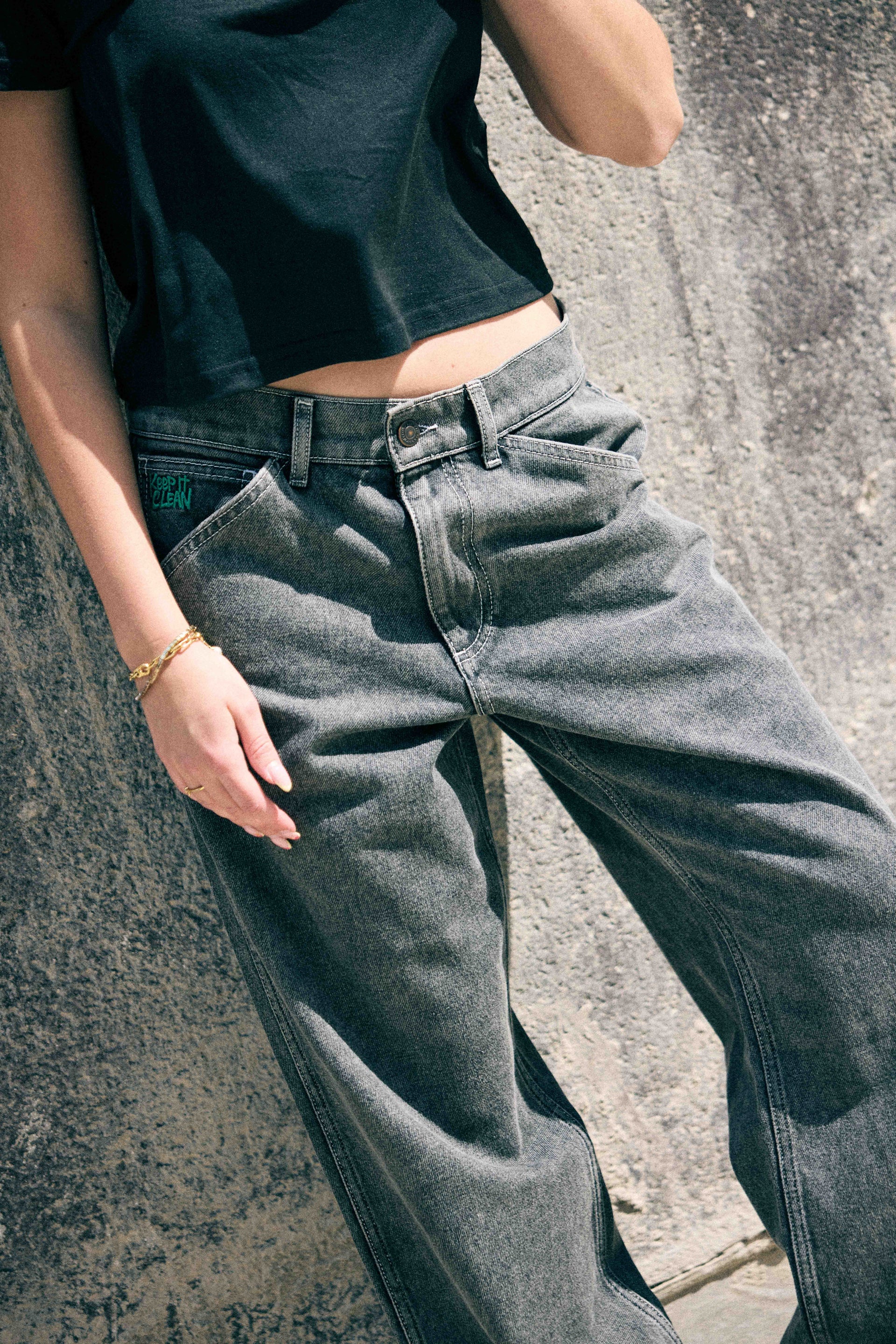 KEEP IT CLEAN - RELAXED PANTS ULTRA FADED BLACK