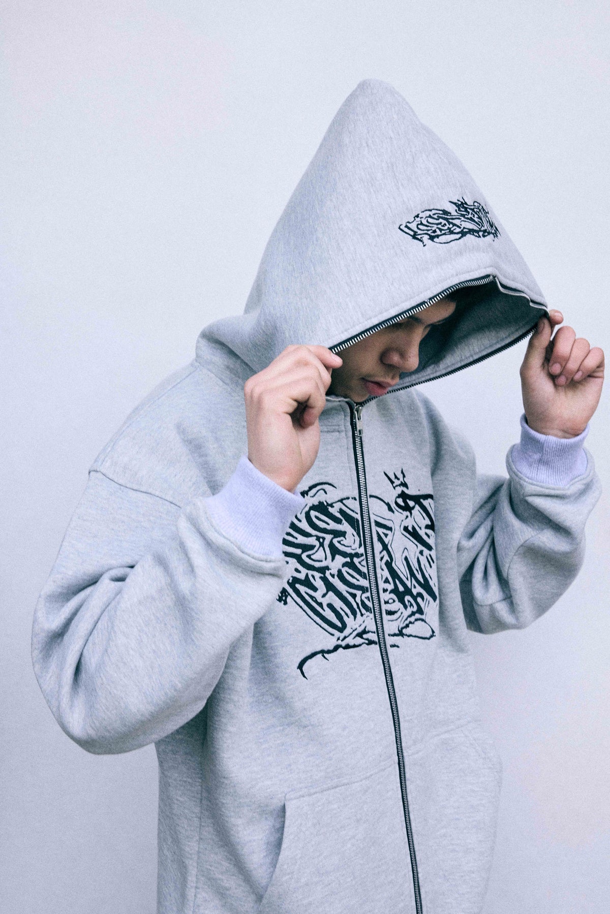 KEEP IT CLEAN "SIXT CIRCLE" FULL ZIP HOOD GREY