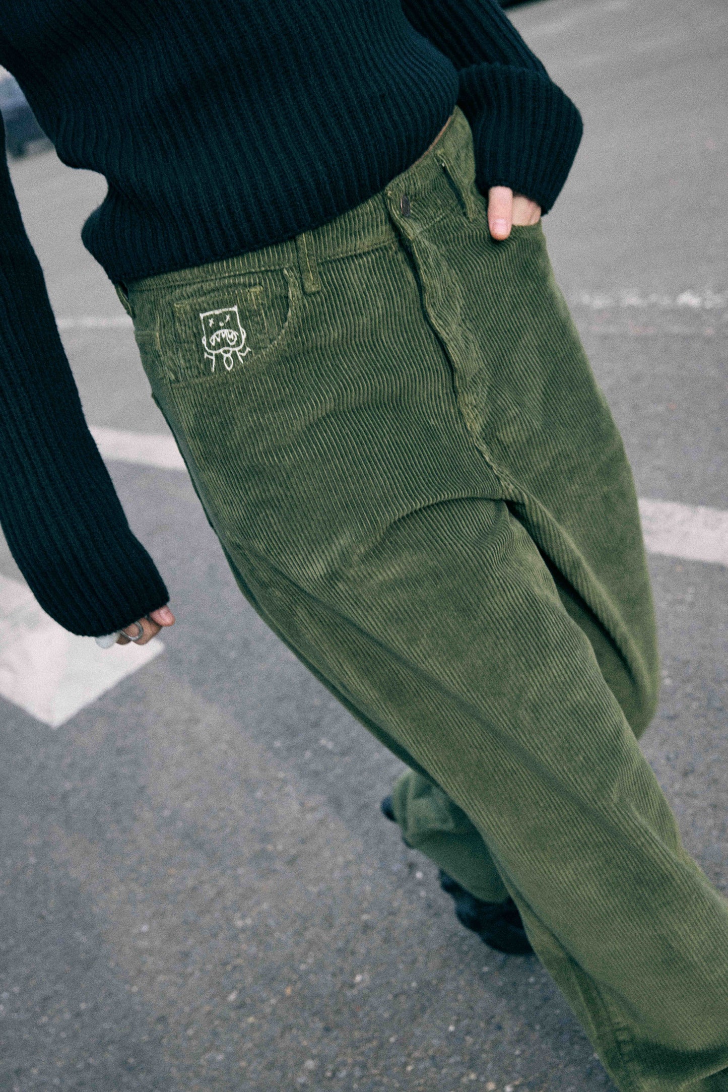 KEEP IT CLEAN - LOOSE CORDS MOSS GREEN
